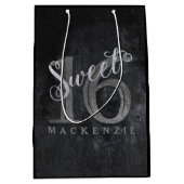 16番目の木炭グレー |スウィート16シルバーグリッター | ミディアムペーパーバッグ (正面)