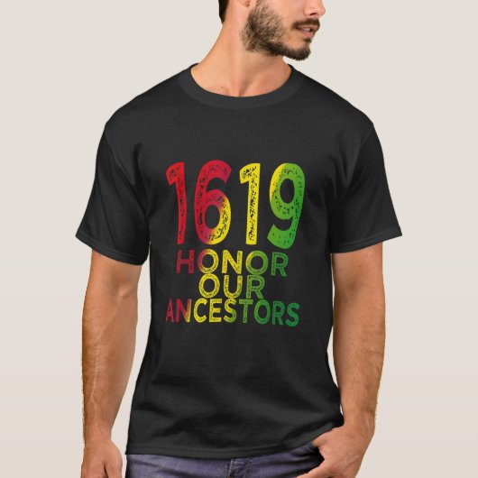 1619 Our Ancestors Projectブラックヒストリ月 Tシャツ (正面)
