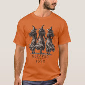 1692年から逃げ続ける魔女 Tシャツ (正面)