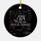 169 13歳の公式誕生日の平方根 セラミックオーナメント (正面)