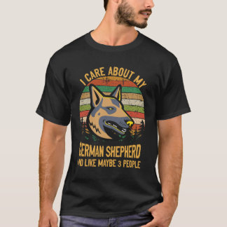 16 私はジャーマンシェパードが好きでたぶん気にかけています Tシャツ