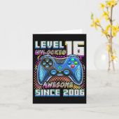 16 Unlocked 素晴らし 2006ビデオゲーム16誕生日 カード (黄色い花)