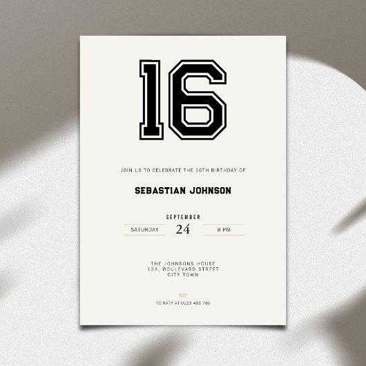 16th Birthday Invitation - Minimal Sport Style 招待状