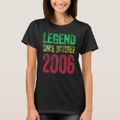 16th Birthday October Born 16 Years Legend Since 2 Tシャツ (正面)