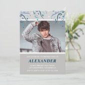 17歳の誕生日招待状少年紙吹雪フォトブルー 招待状 (スタンド正面)