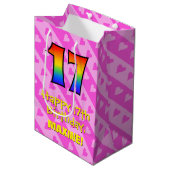 17誕生日:おもしろいピンクハートストライプ、レインボー17 ミディアムペーパーバッグ (正面アングル)