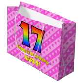 17誕生日：ピンクストライプのハート、レインボー# 17 ラージペーパーバッグ (正面アングル)
