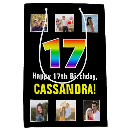 17誕生日:レインボー「17」、写真カスタムと名前 ミディアムペーパーバッグ (正面)