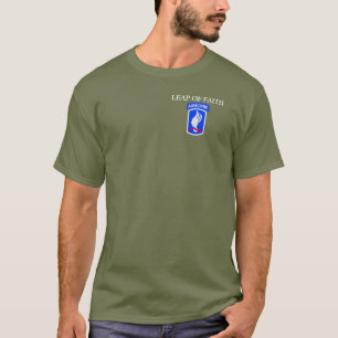 173RD信頼のTシャツの空輸の跳躍 Tシャツ