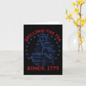 1773年から紅茶をこぼしまくる7月4日 歴史好きのためのレトロな面白グッズ カード (黄色い花)