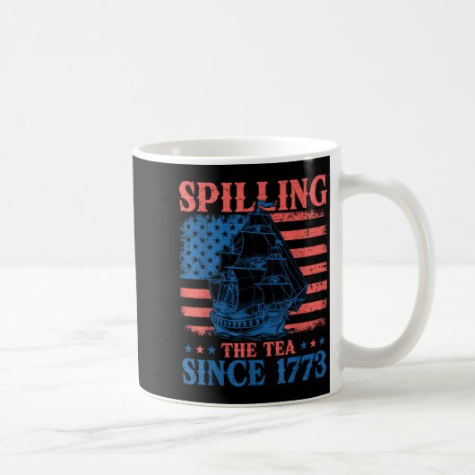 1773年から紅茶をこぼし続ける歴史教師 7月4日 コーヒーマグカップ (右)