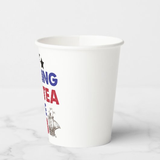 1773年7月4日から茶をこぼすこと 紙コップ (左)