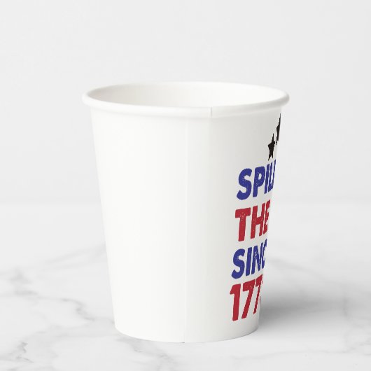 1773年7月4日から茶をこぼすこと 紙コップ (右)