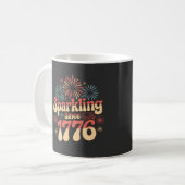 1776年から輝き続ける 7月4日 米国の愛国心 コーヒーマグカップ (正面左)