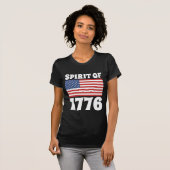 1776年の愛国的Tシャツの精神 Tシャツ (正面フル)