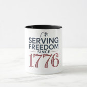 1776年以来の自由サービス 7月4日 アメリカ独立250周年記念 マグカップ (中央)