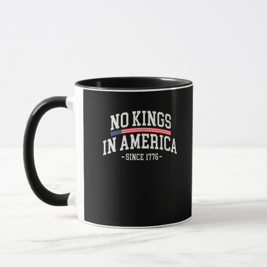 1776年以来アメリカに王はいない フリースピリット ルック マグカップ (左)