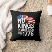 1776年以来アメリカに王様はいない 抗議する人へ クリエイティブなTシャツ クッション (ブランケット)