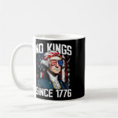 1776年米国国旗からアメリカで王動揺して王はいない コーヒーマグカップ (左)