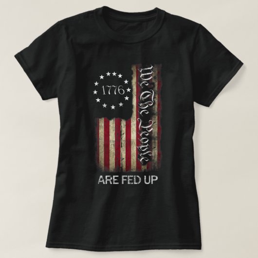 1776我々国民は愛国的なアメリカ人に上りている Tシャツ (デザイン正面)