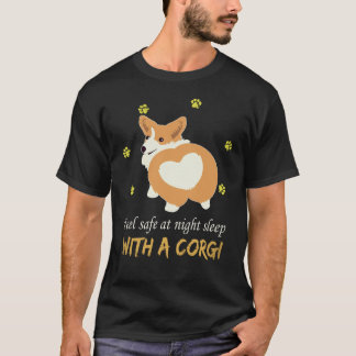 17 コーギーと一緒なら夜も安心して眠れる Tシャツ
