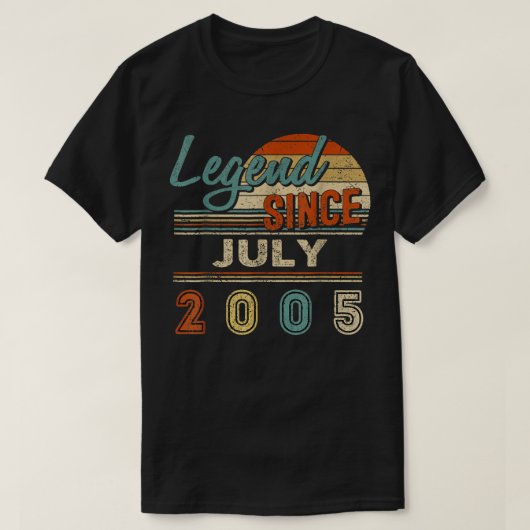 17 Years Old Gifts Legend Since July 2005 17th Bir Tシャツ (デザイン正面)