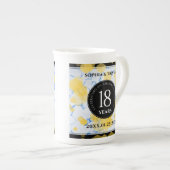 18エレガント周年記念結婚会 ボーンチャイナマグカップ (正面右)