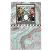 18ヶ月の奇妙なデザインモンタージカレンダー カレンダー (3月 2027)