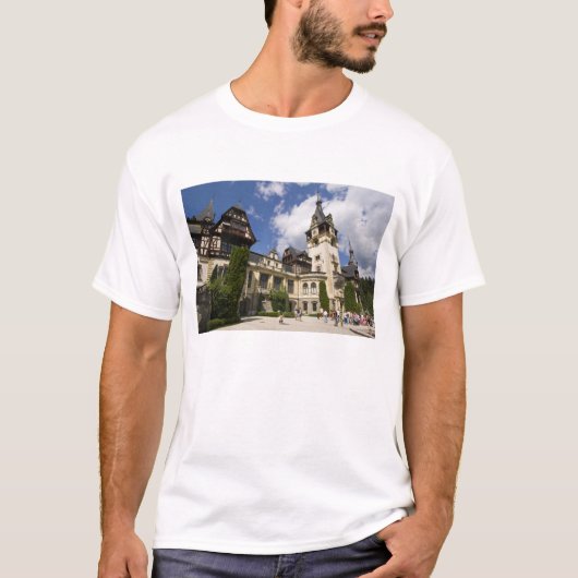 18世紀ルーマニアシナヤのペレシュ城 2 Tシャツ (正面)