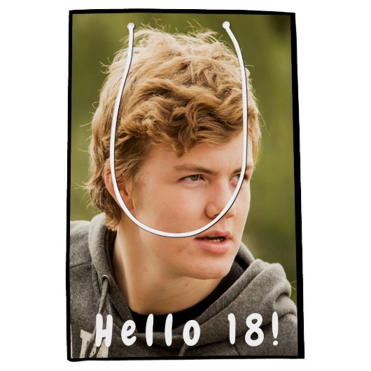 18歳の誕生日の写真こんにちは18男の子 ミディアムペーパーバッグ (正面)
