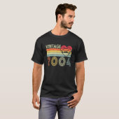 18歳ヴィンテージ2004レトロ18thデイパ tシャツ (正面フル)