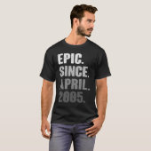 18歳ヴィンテージ2005年4月誕生日18th Deco Tシャツ (正面フル)