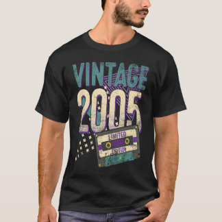 18歳ヴィンテージ2005 18誕生日 Tシャツ