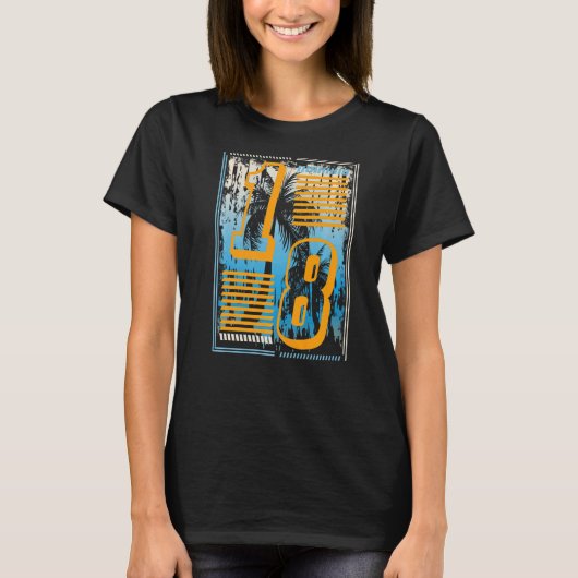 18歳18誕生日11 Tシャツ (正面)