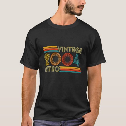 18番目の誕生日ギフト18歳男性女性レトロ6 Tシャツ (正面)