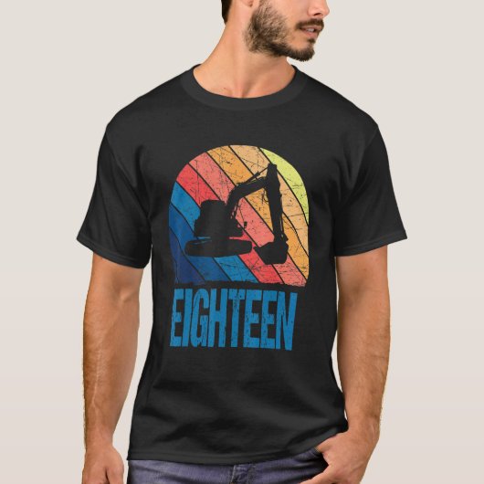 18誕生日レトロ掘削機建築車両 Tシャツ (正面)