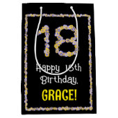 18誕生日:フローラ花数名前をカスタムする ミディアムペーパーバッグ (正面)