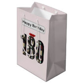 "180 in 3D：究極のダーツ寸法" ミディアムペーパーバッグ (裏面アングル)