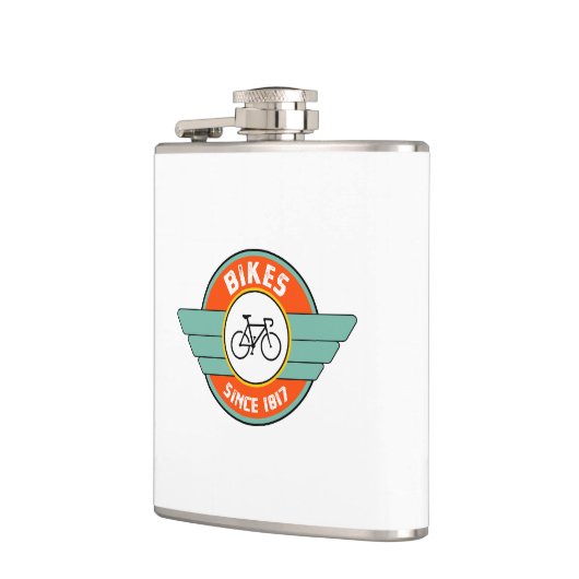 1817年以来のバイク フラスク (左)