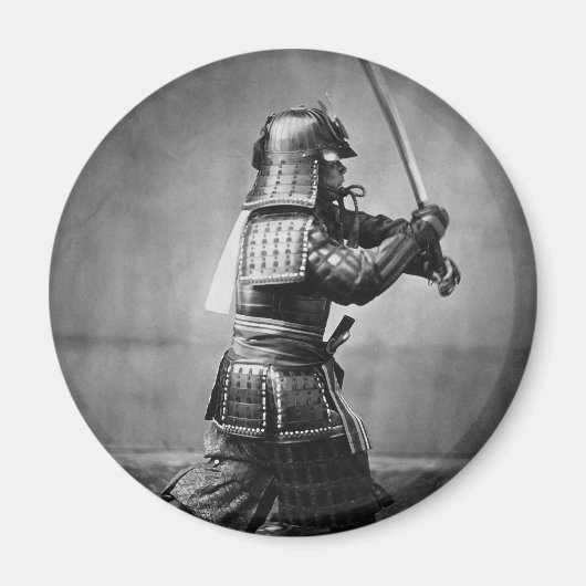 1860年に剣と短剣で武装した侍 マグネット (正面)