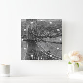 1870年代のニューヨークシティブルックリン橋の建築 スクエア壁時計 (ホーム)