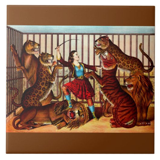 1874年ライオンの女王 タイル (正面)