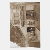 1880ズメンズクラブキツネリバークラブ魚釣りエルジン キッチンタオル (縦)