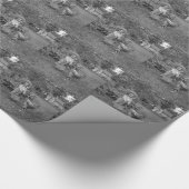 1880年代の愛らしい少女とオンドリのカートinガーデン ラッピングペーパー (角)