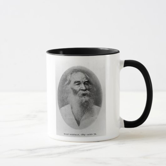 1889年に撮影されるウォルト・ホイットマン マグカップ (右)