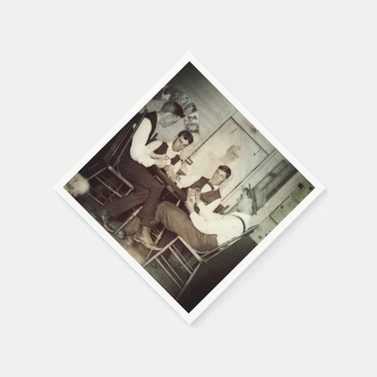 1890トランプのポーカーゲーム男性賭博カードマンケーブ写真 スタンダードカクテルナプキン (角)