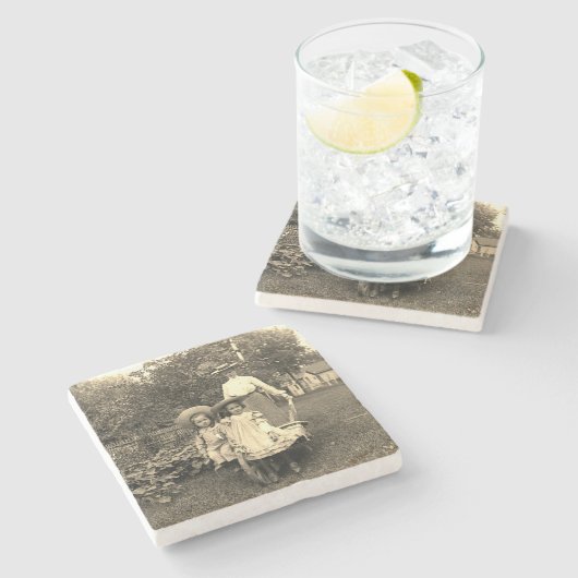 1890年の写真家宝の庭母娘 ストーンコースター (横)