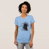 1890年の女性および彼女のブリッタニーの猟犬 Tシャツ (正面フル)