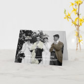 1890年代の小人男性、着飾った女性誕生日カード カード (黄色い花)