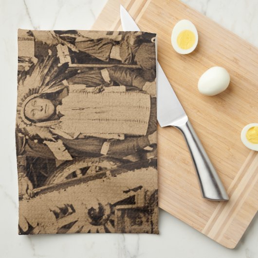 1895年のバッファローのビル野生の西ショーのスー族の責任者 キッチンタオル (四つ折り)